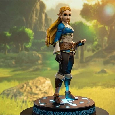First 4 Figures The Legend of Zelda: Breath of the Wild - Zelda 10" PVC Statue Collector's Edition 5 First 4 Figures The Legend of Zelda: Breath of the Wild - Zelda 10" PVC Statue Collector's Edition - Image 3