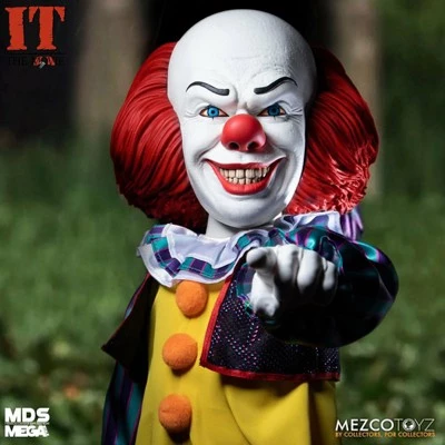 Mezco Toyz IT (1990) MDS Mega Scale Talking Pennywise Figure 3 Mezco Toyz IT (1990) MDS Mega Scale Talking Pennywise Figure